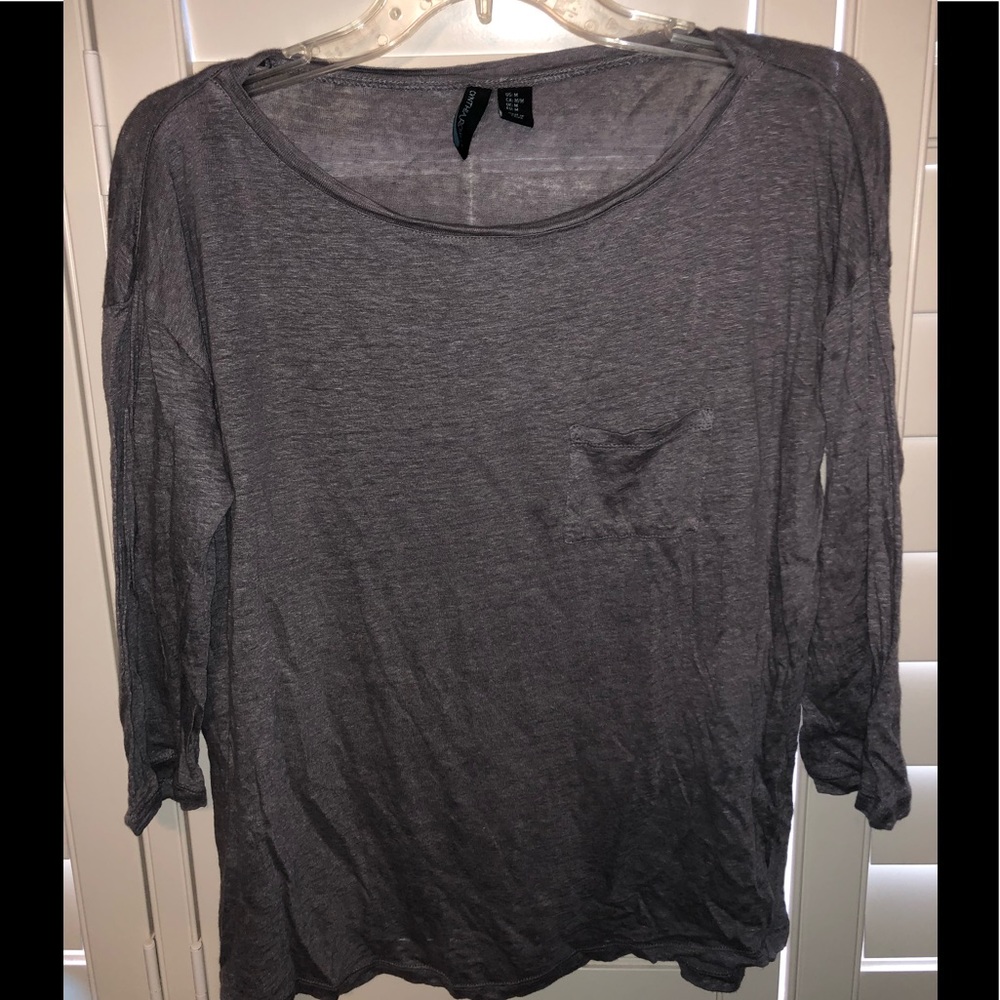 grey shirt